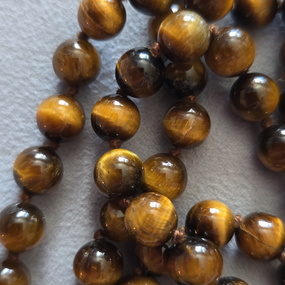 Genuine Hand-Knotted Tigers Eye Necklace - Picture 4 of 9